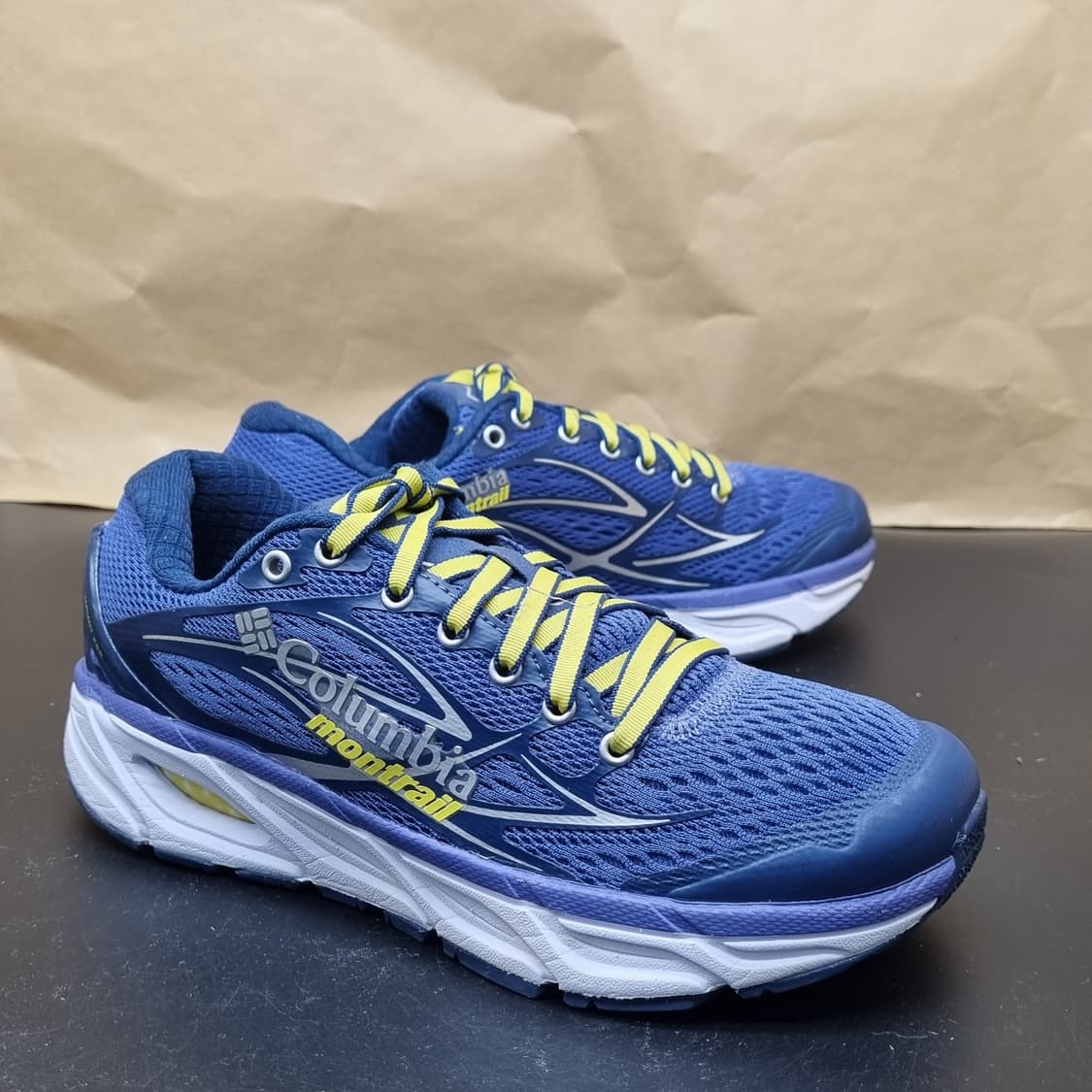 컬럼비아 여성트레킹화. 운동화230 상품이미지1
