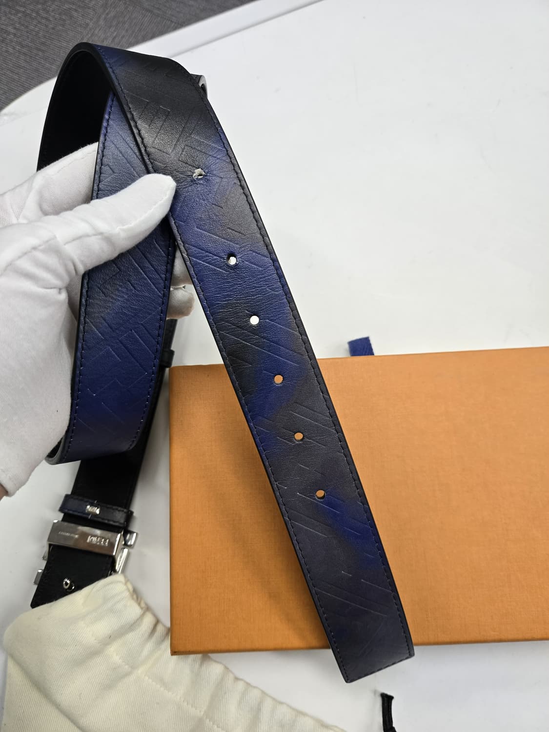 [A급컨디션]펜디 리버시블 벨트 상품이미지4