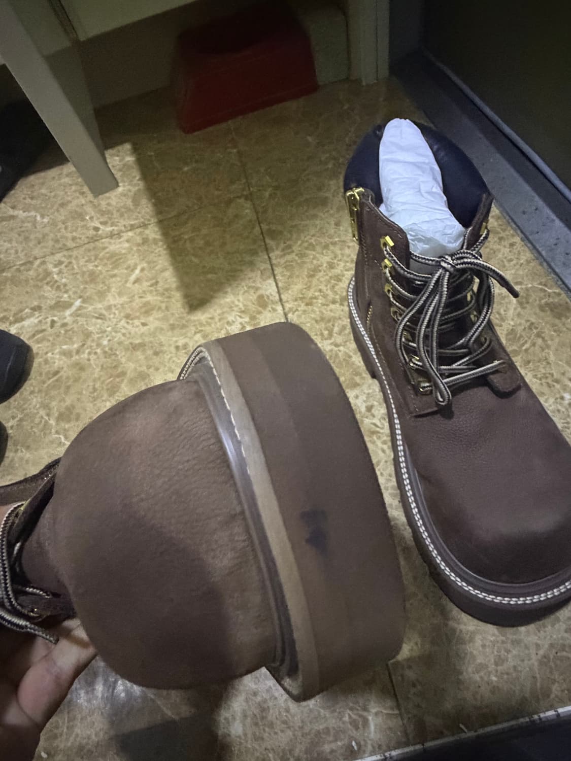 쏘유레슈어 벨루가 260 상품이미지2