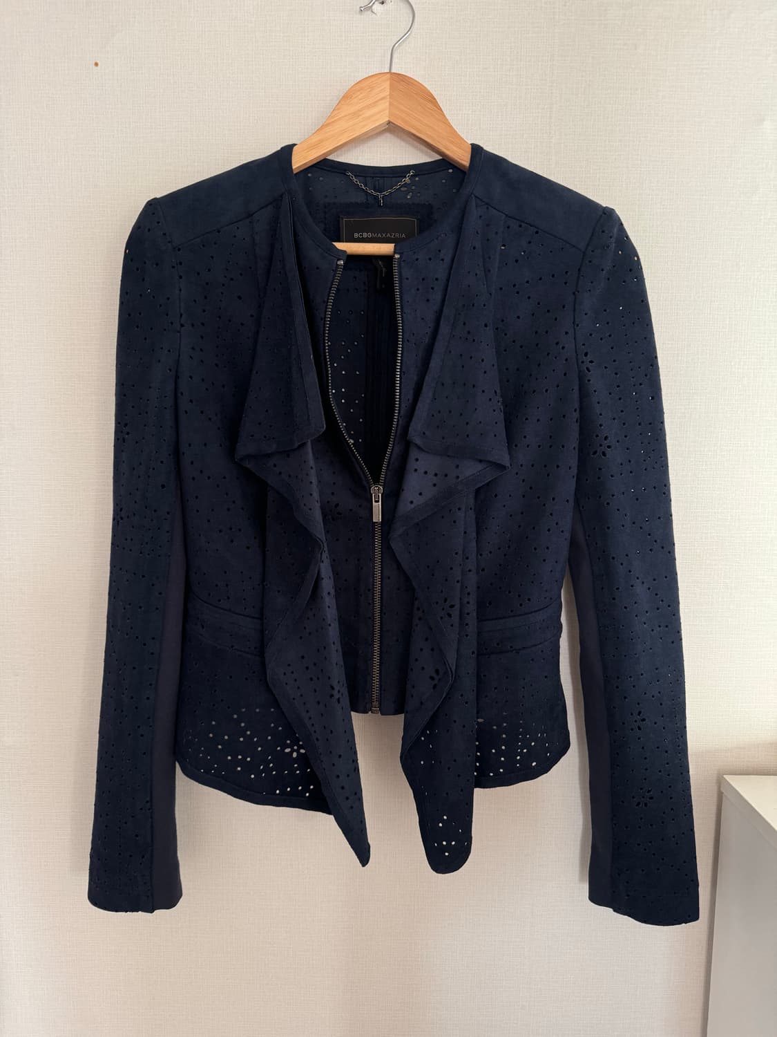 BCBGMAXAZRIA  Preston Cropped Jacket 상품이미지3