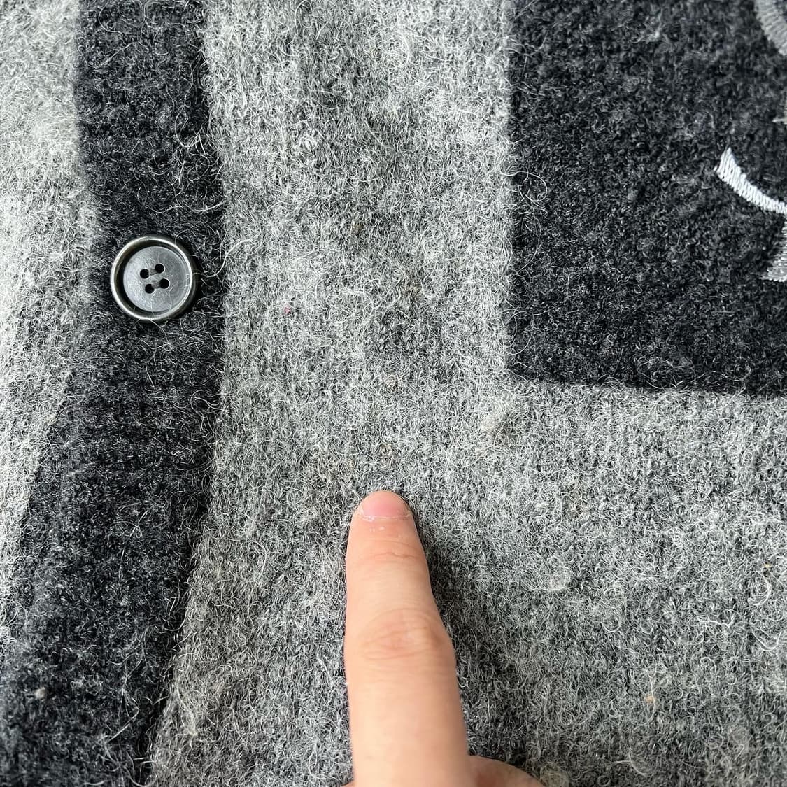 극매물 정품 입생로랑 모헤어 가디건 상품이미지10