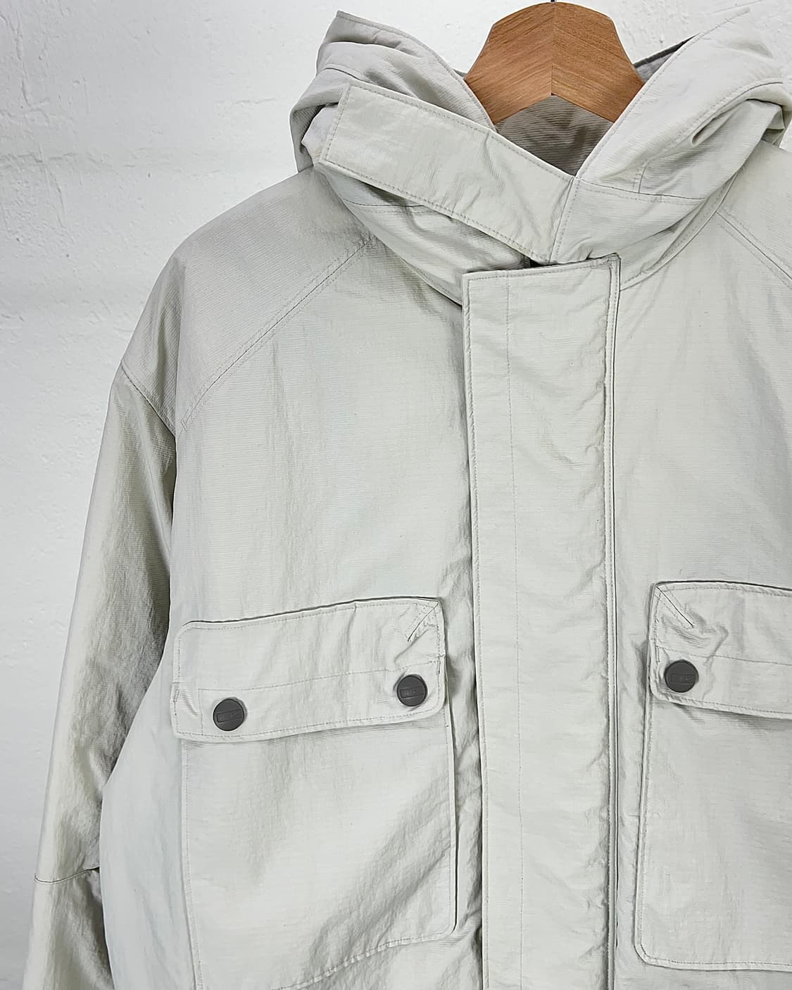 나이키 블랑 드 블랑 폴리 쉘 넥 벨크로 후디 브리티시 자켓 상품이미지2