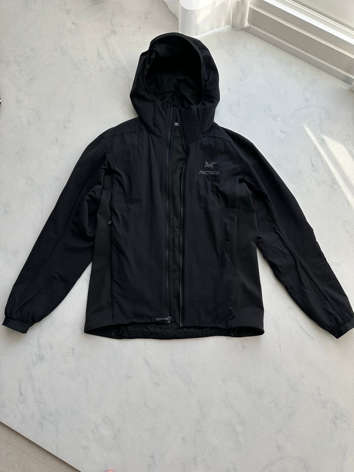 아크테릭스 아톰 후디 S 사이즈 상품이미지1