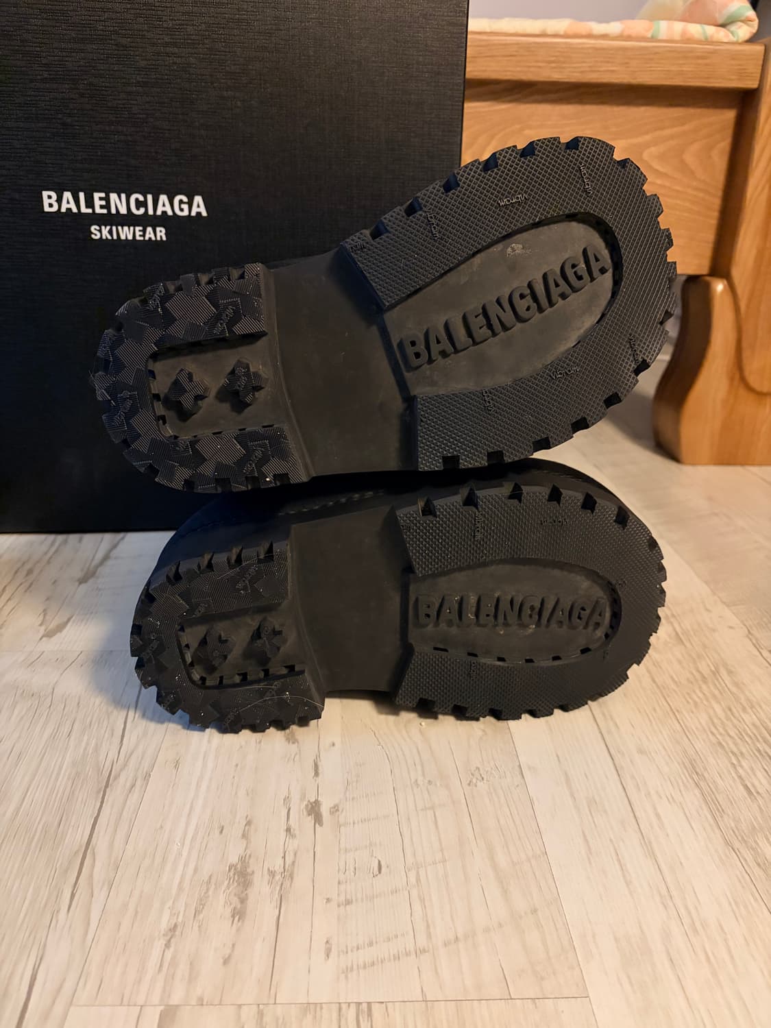 255) 발렌시아가 알래스카 스키부츠 35-36 상품이미지3