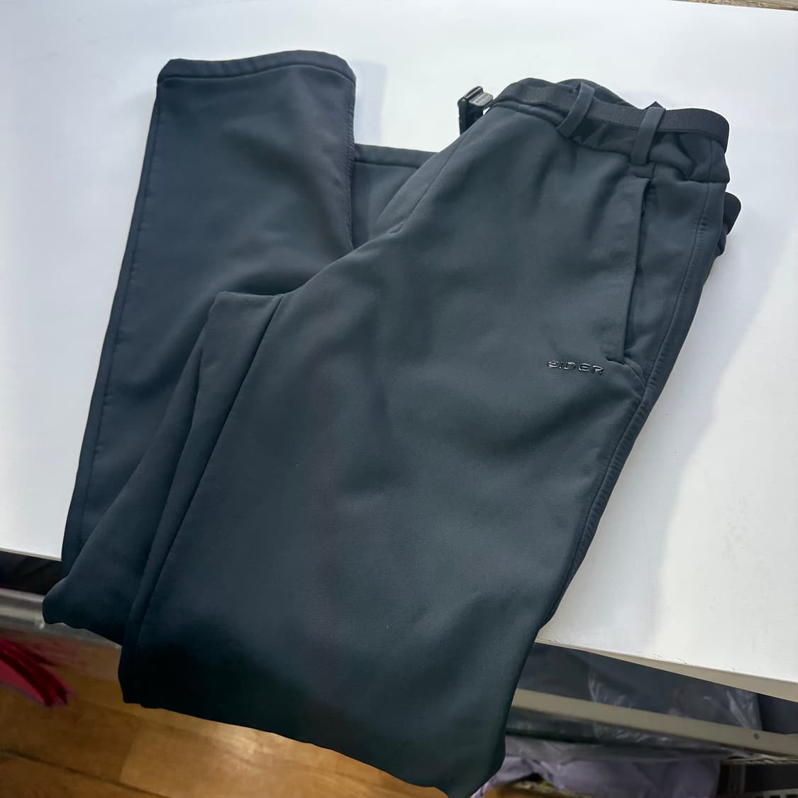 M 아이더 먹색 슬림레귤러핏 안감기모 등산팬츠 상품이미지2