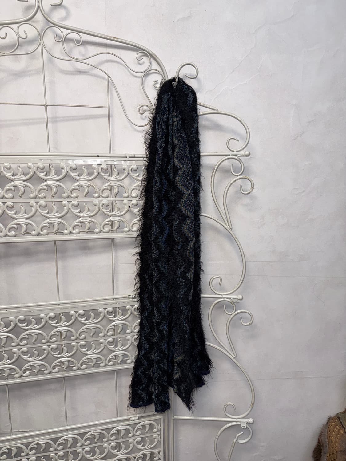 Missoni dark navy grunge fur muffler 상품이미지3