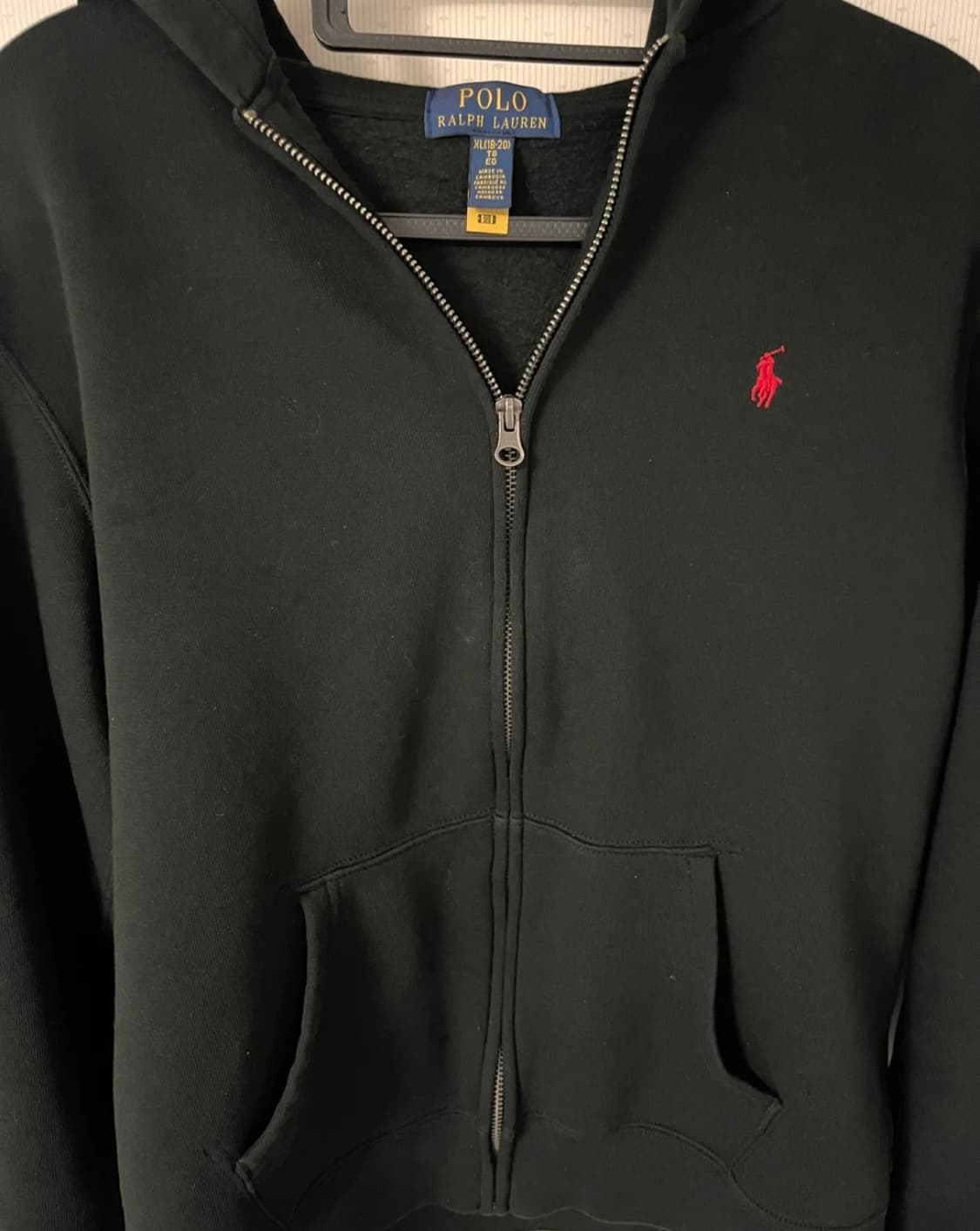 3회착용 폴로 블랙 후드 집업 보이즈 XL 크림구매 상품이미지1