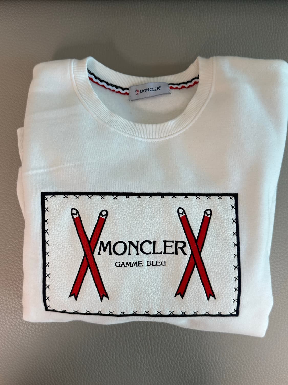 몽클레어 기모 맨투맨 L 상품이미지3