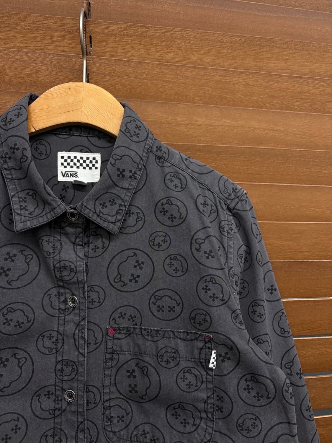 반스 스마일리 페이스 패턴 셔츠 상품이미지3