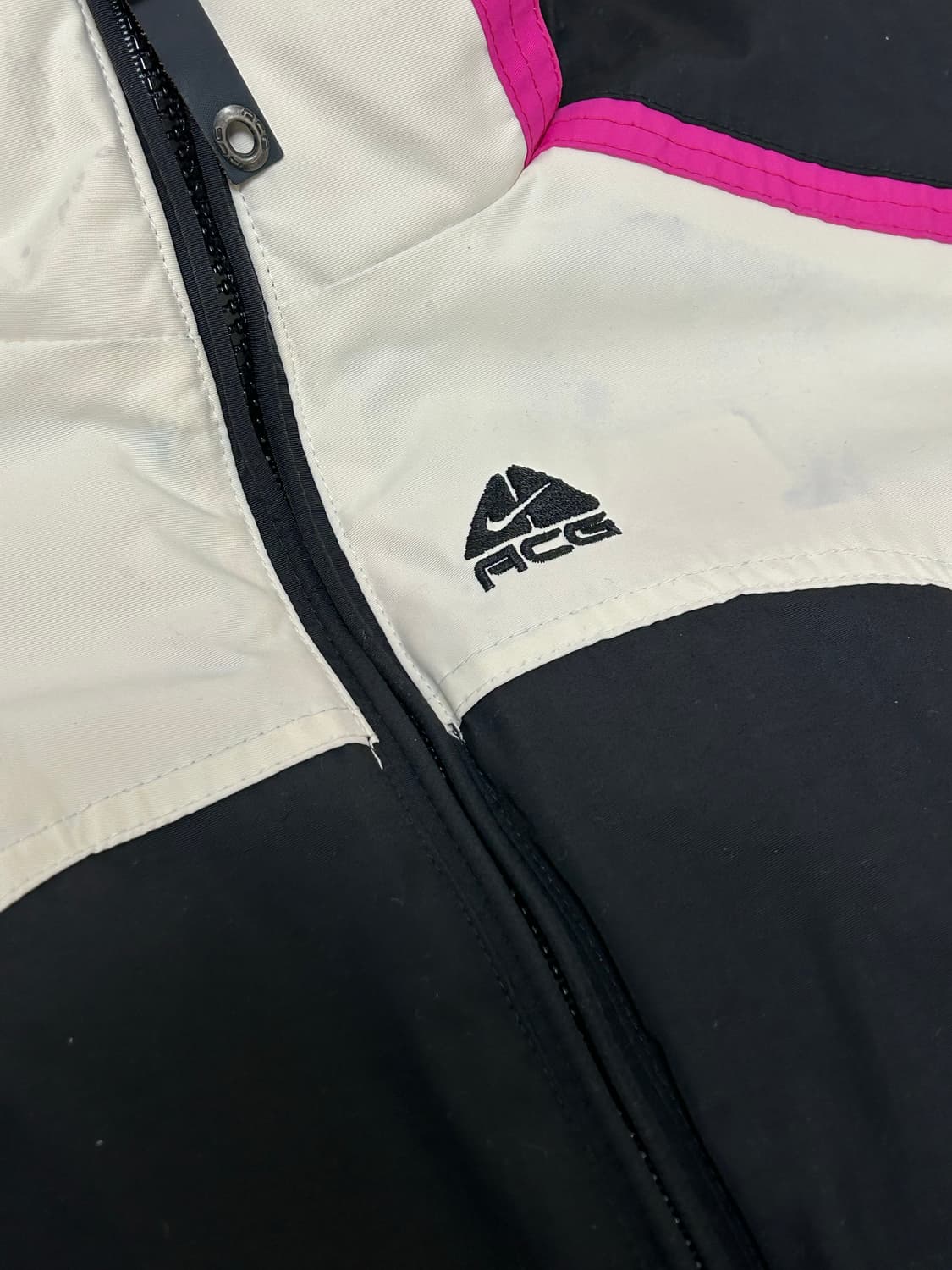 나이키 ACG 00s 테크니컬 바람막이 자켓 상품이미지4