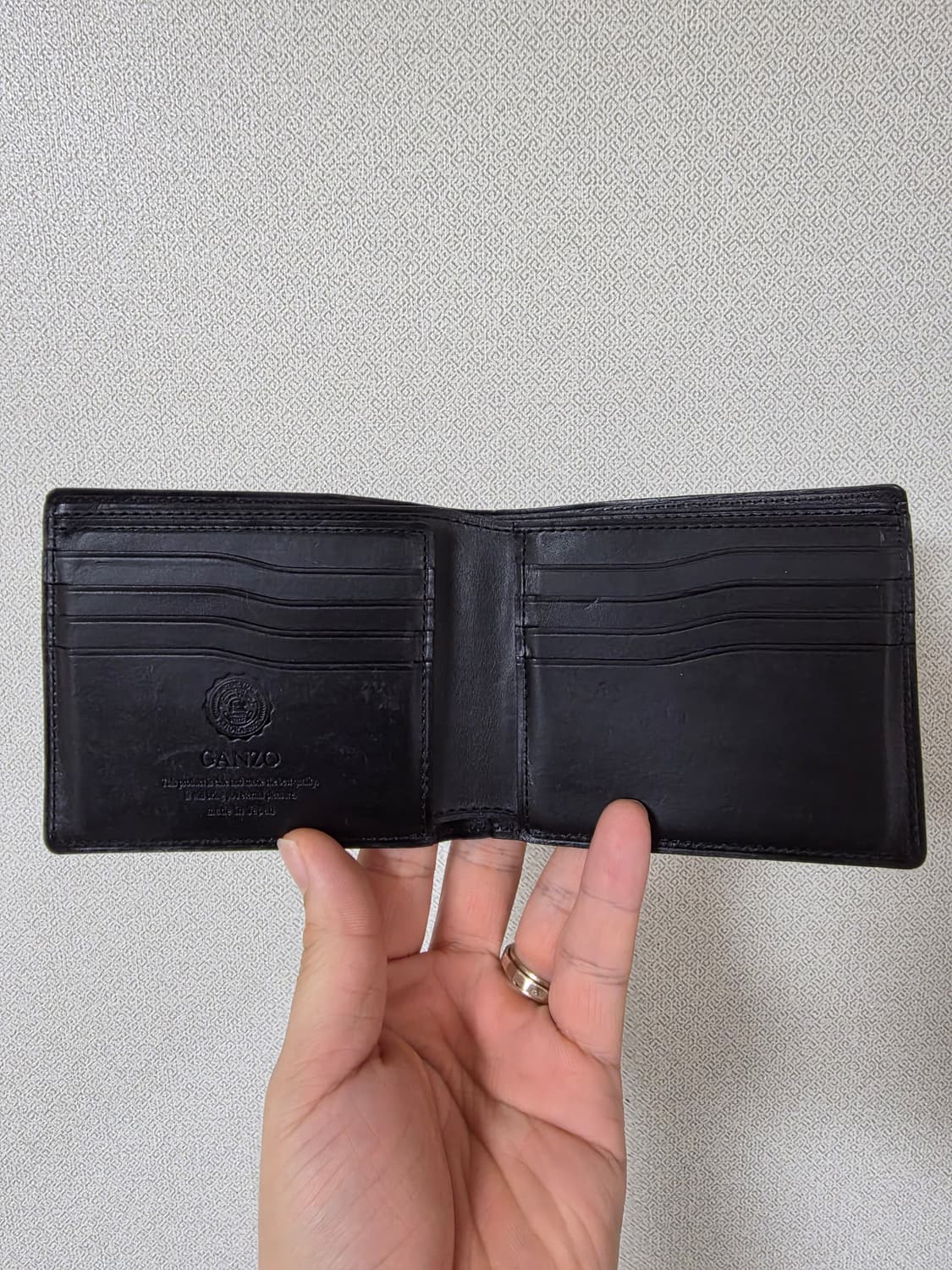 간조(Ganzo) 악어가죽 반지갑 + 가죽크림 상품이미지4