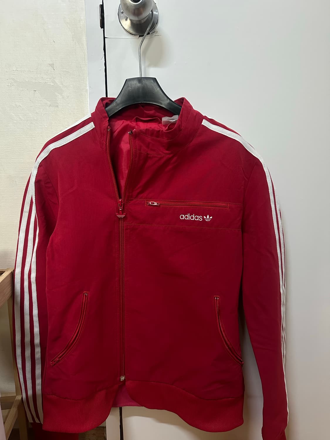 여성 아디다스 사선 빨간색 져지 자켓 M 상품이미지1