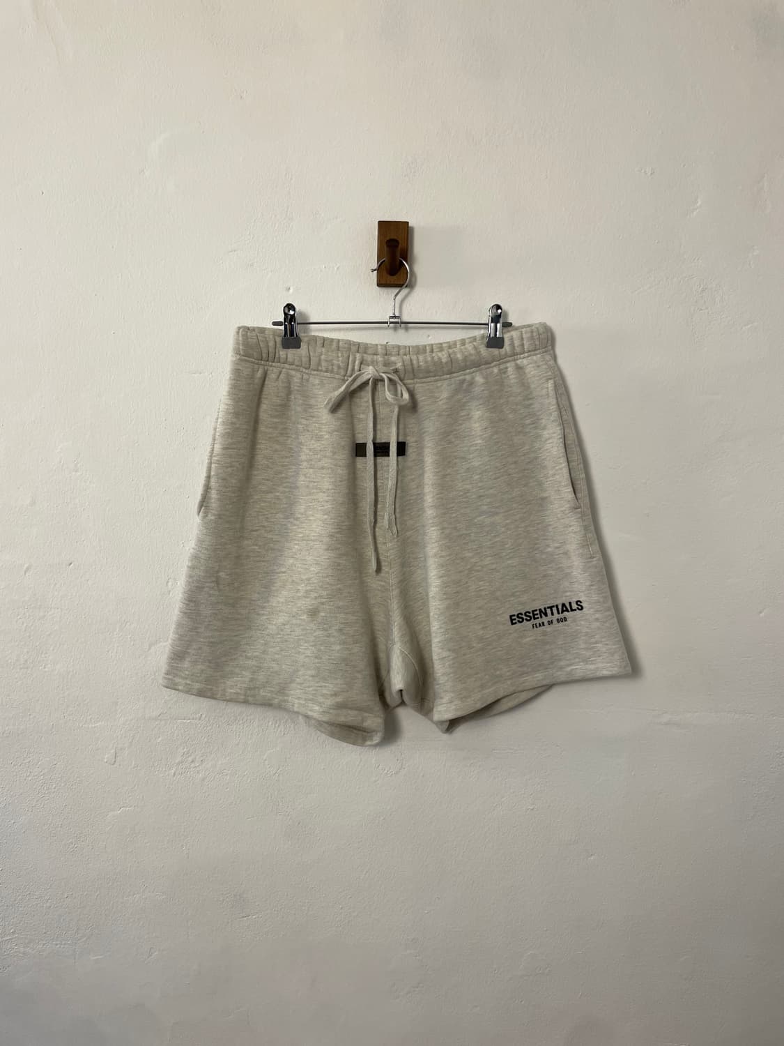 에센셜 스웻 쇼츠  상품이미지1