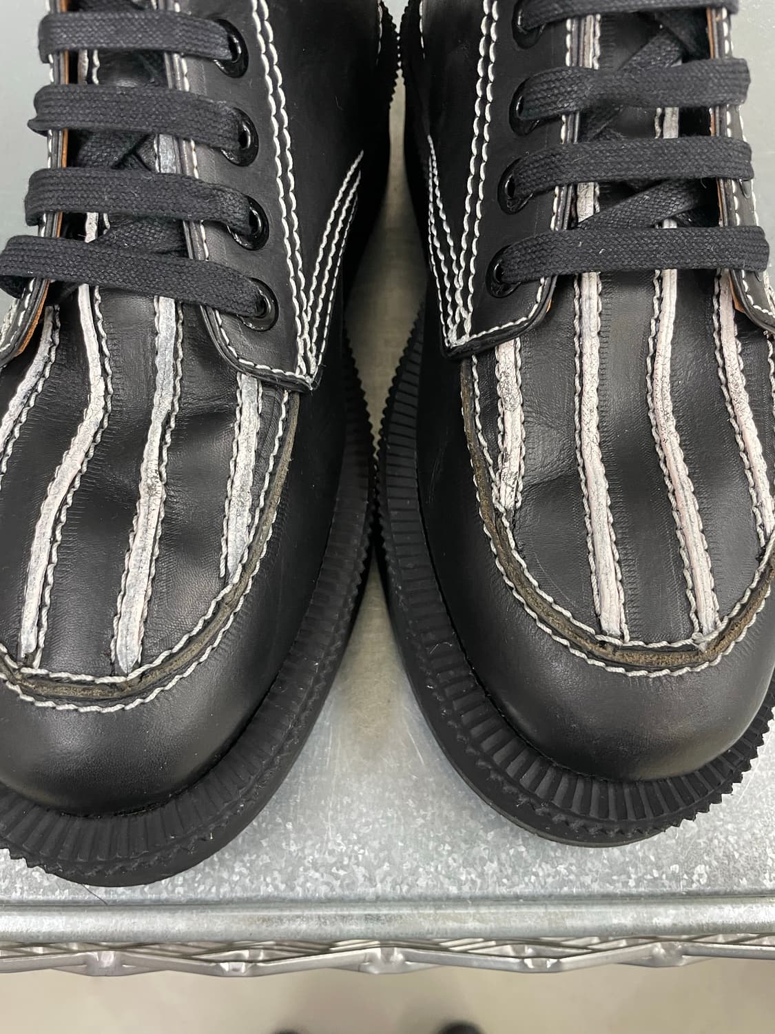 지방시 블랙 레더 앵클 부츠42 상품이미지7