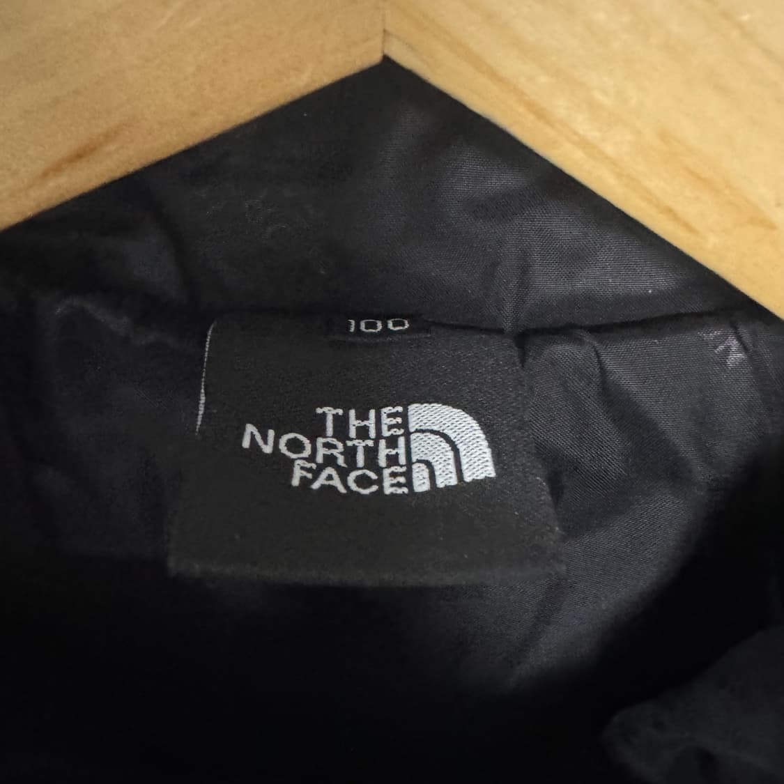 노스페이스 로고 경량 자켓 상품이미지3