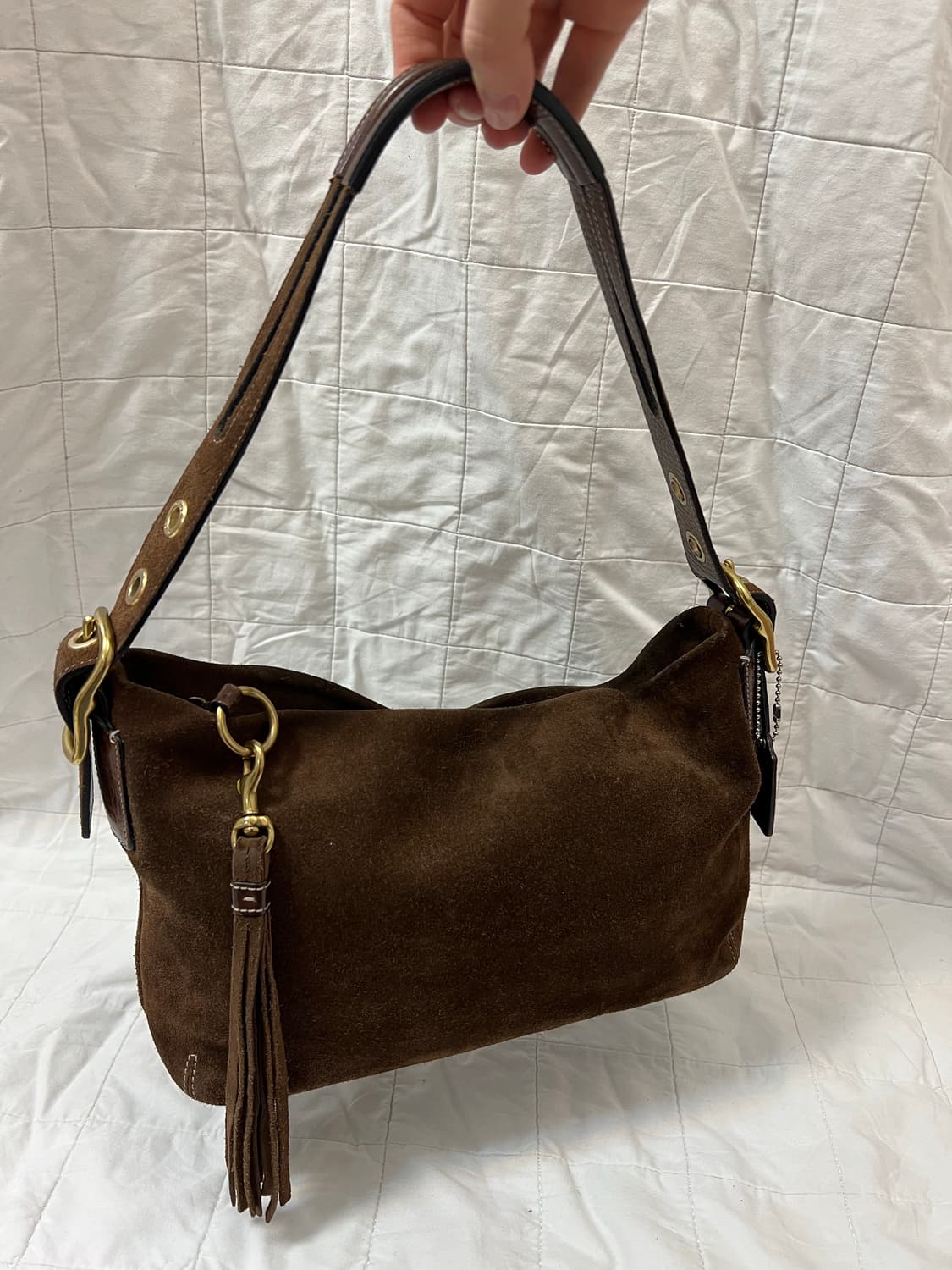 2004년 빈티지 코치 스웨이드 숄더백 상품이미지1