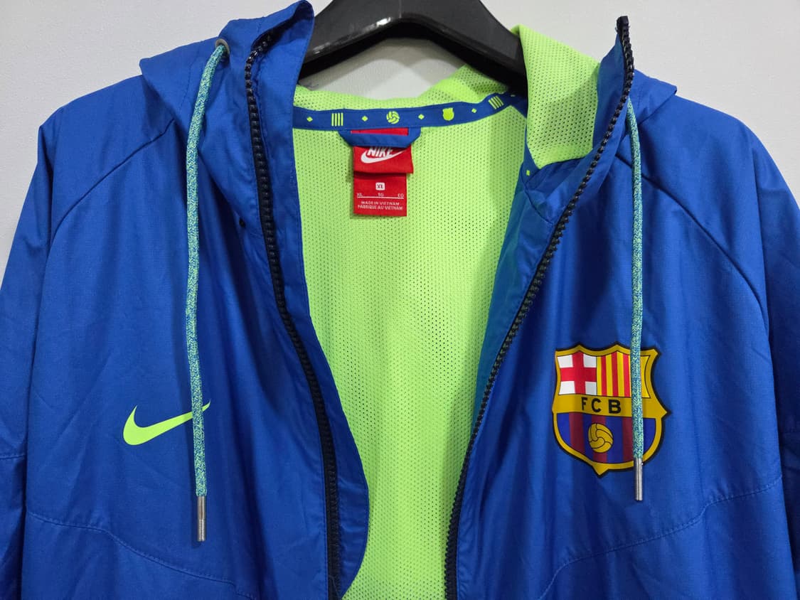 16-17 바르셀로나 바람막이 상품이미지5