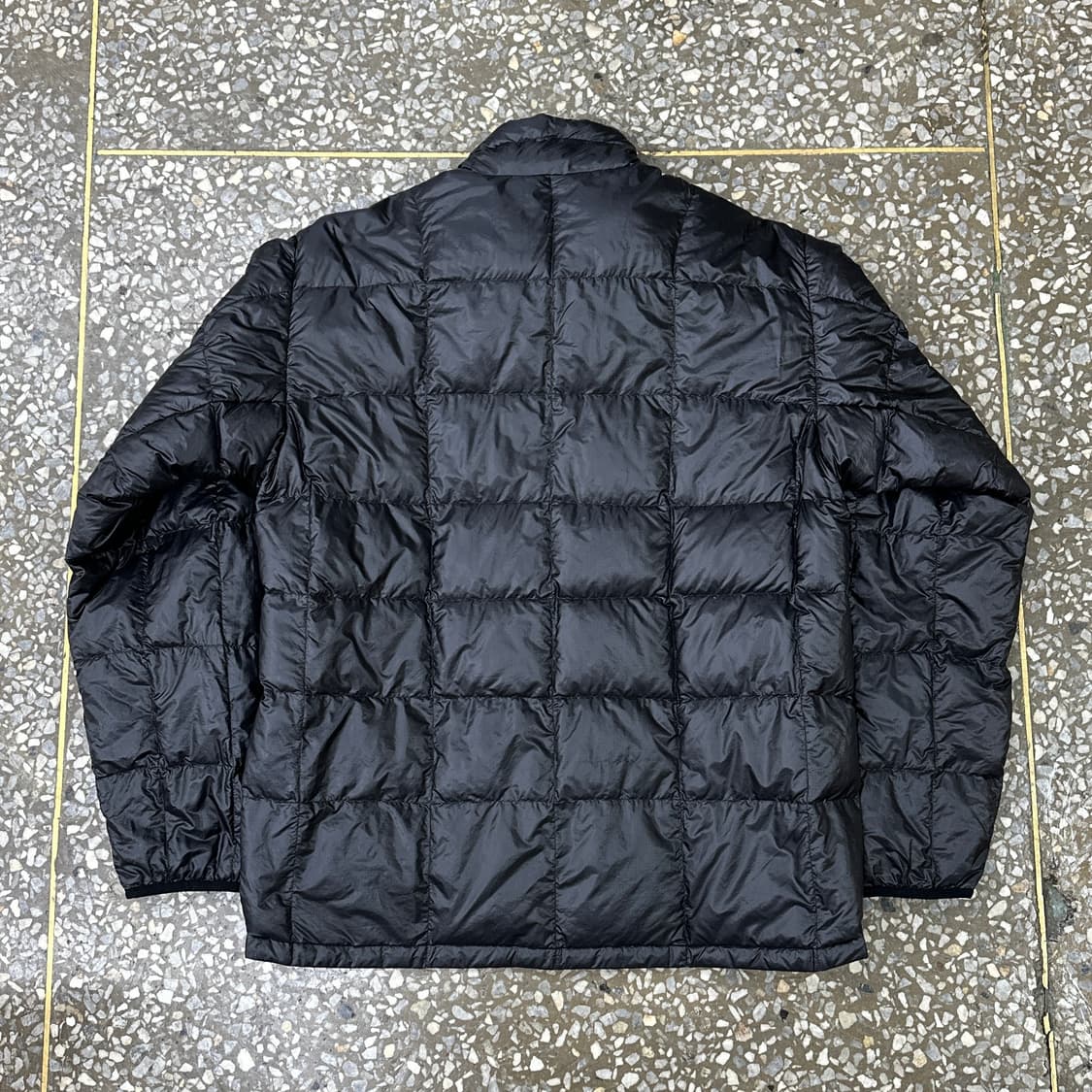 90s 몽벨 일판 UL 경량 패딩 자켓 XL 상품이미지2