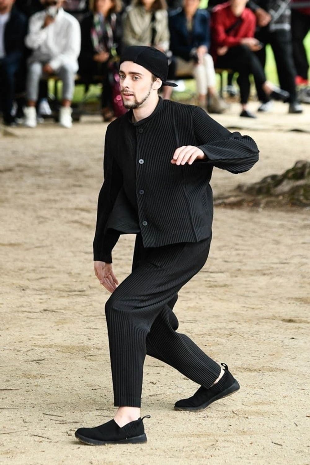 이세이미야케 옴므플리세 Rock jacket 상품이미지2