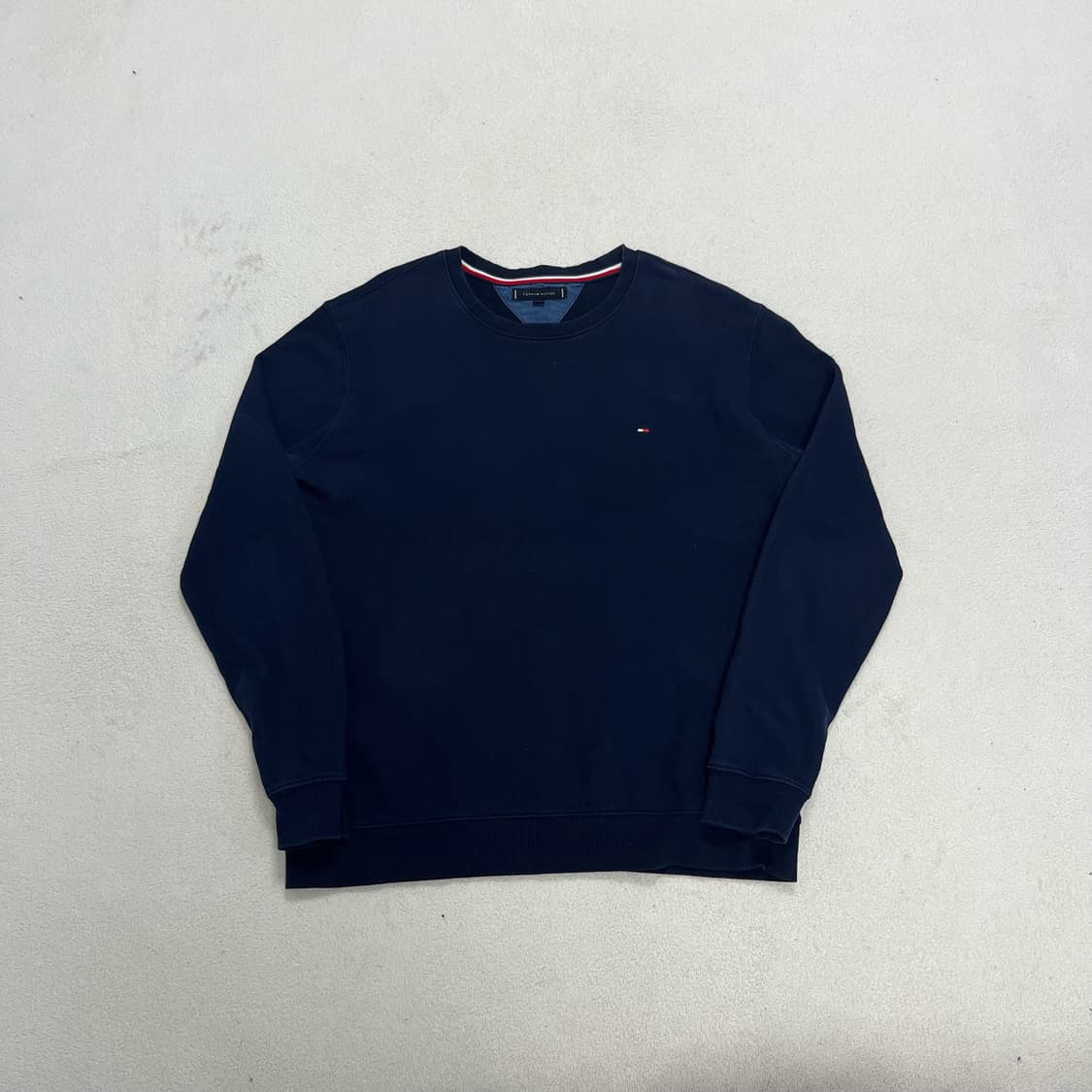 Tommy Hilfiger navy sweatshirt 상품이미지4