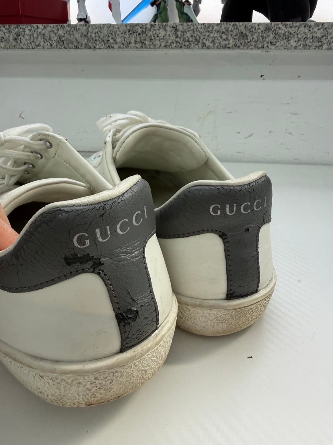 정품) 구찌 에이스 인터로킹 G 펀칭 스니커즈 8 상품이미지7