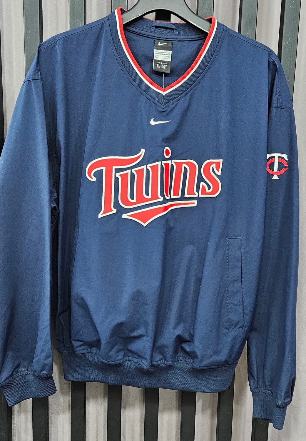 (새상품)나이키 MLB 미네소타 트윈스 나이키 웜업 바람막이 S 상품이미지1