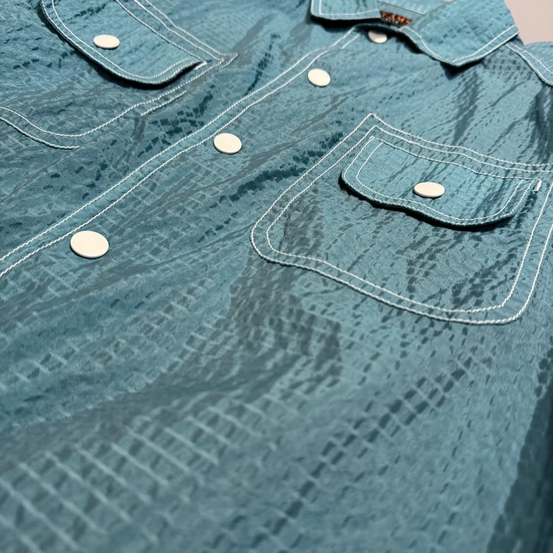 빔즈+(BEAMS+) 민트컬러 입체 패턴 나일론 스포츠 스냅 셔츠 자켓 상품이미지4