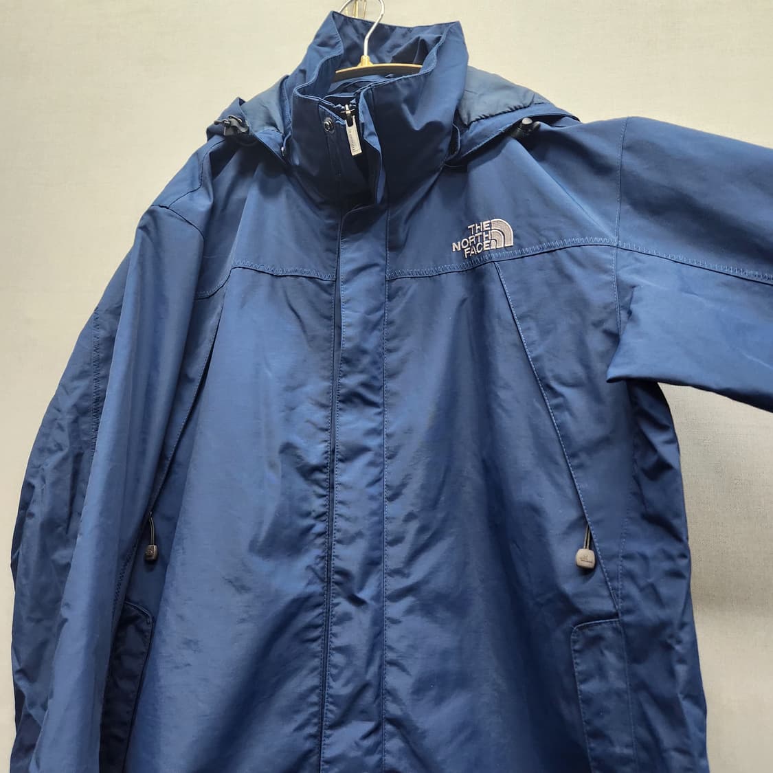 노스페이스 로고 후드 스트링 바람막이 100(XL) 상품이미지4