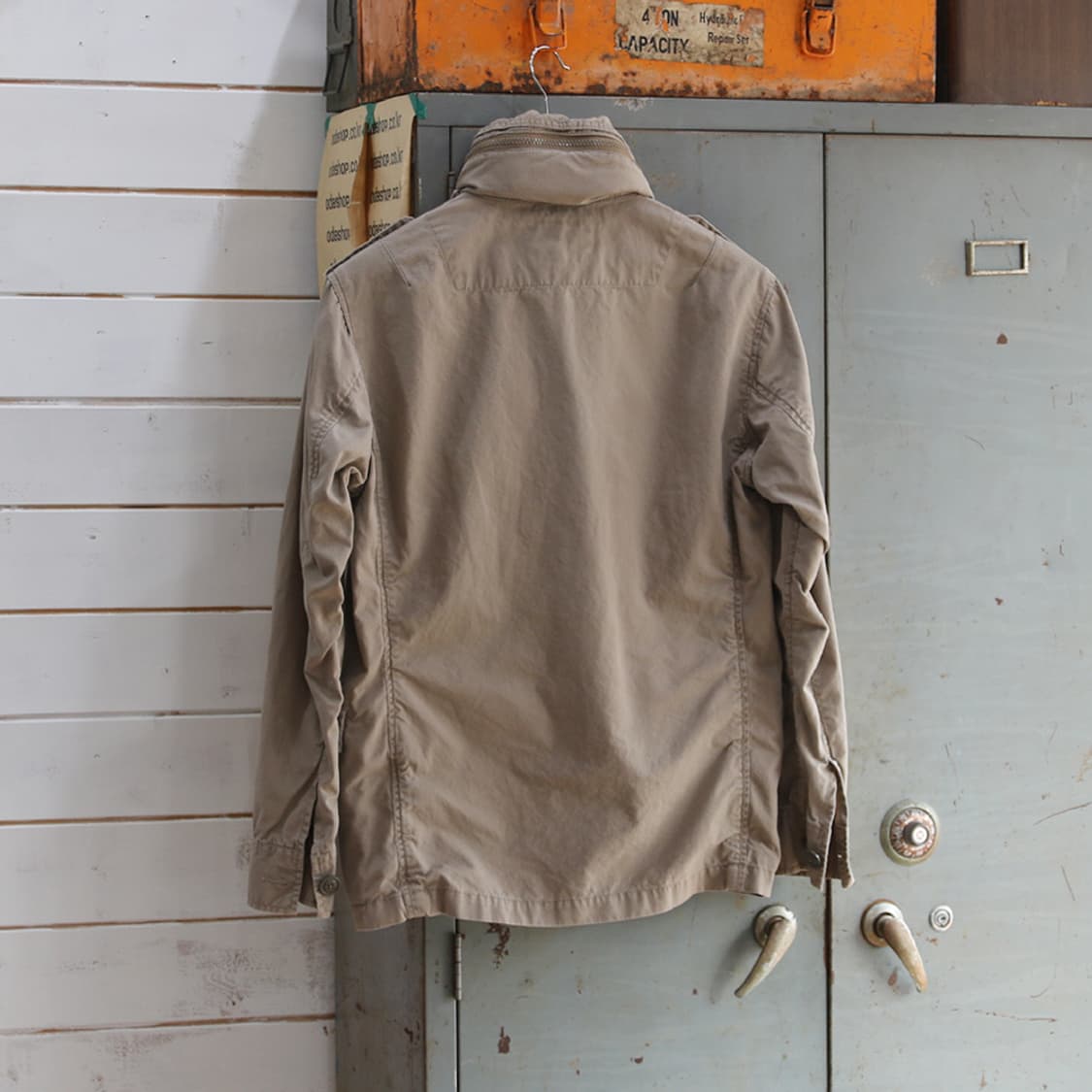 (착용컷) avirex M-65 필드 자켓 (95) 상품이미지4