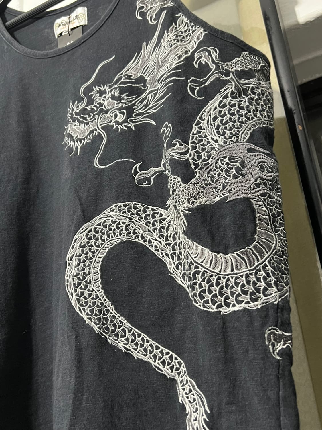 카라쿠리타마시  Dragon Embroidery Sleeveless 상품이미지3