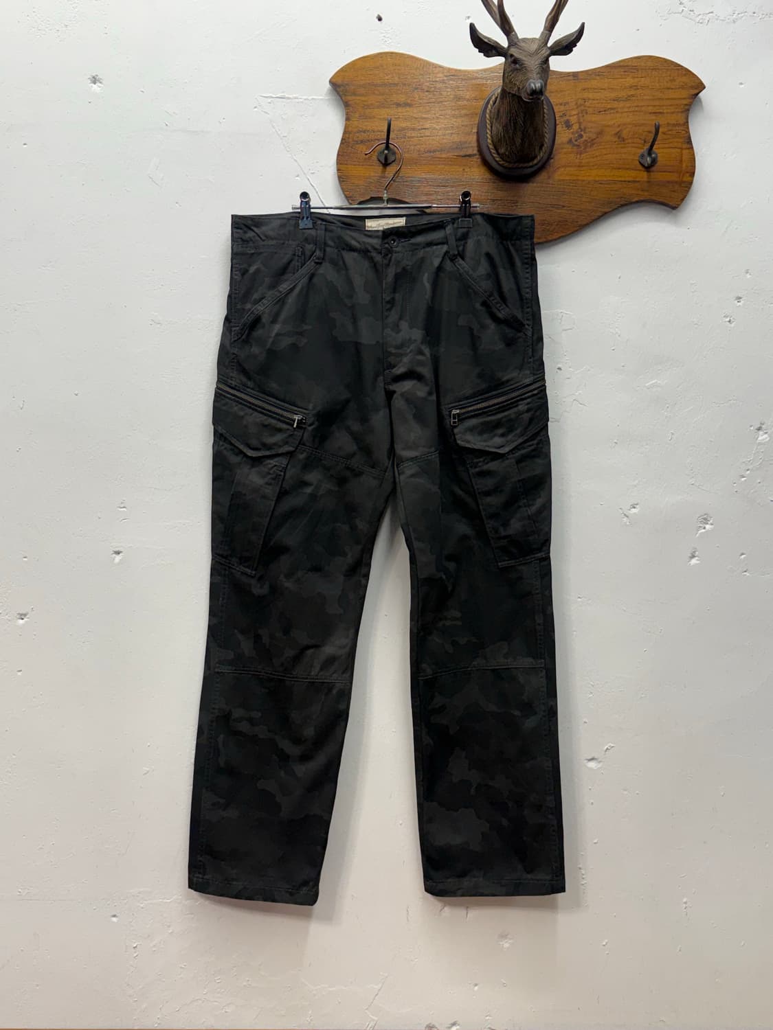 AVIREX Black Camo Tactical Cargo Pants 상품이미지2