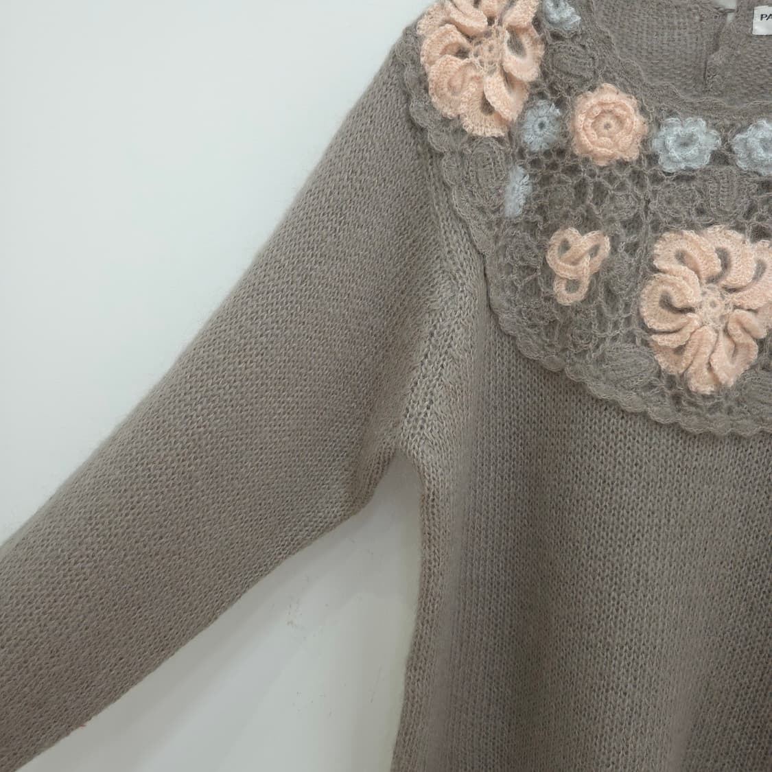 PAOLO VERDI 울혼방 플라워 크로셰 니트 상품이미지5