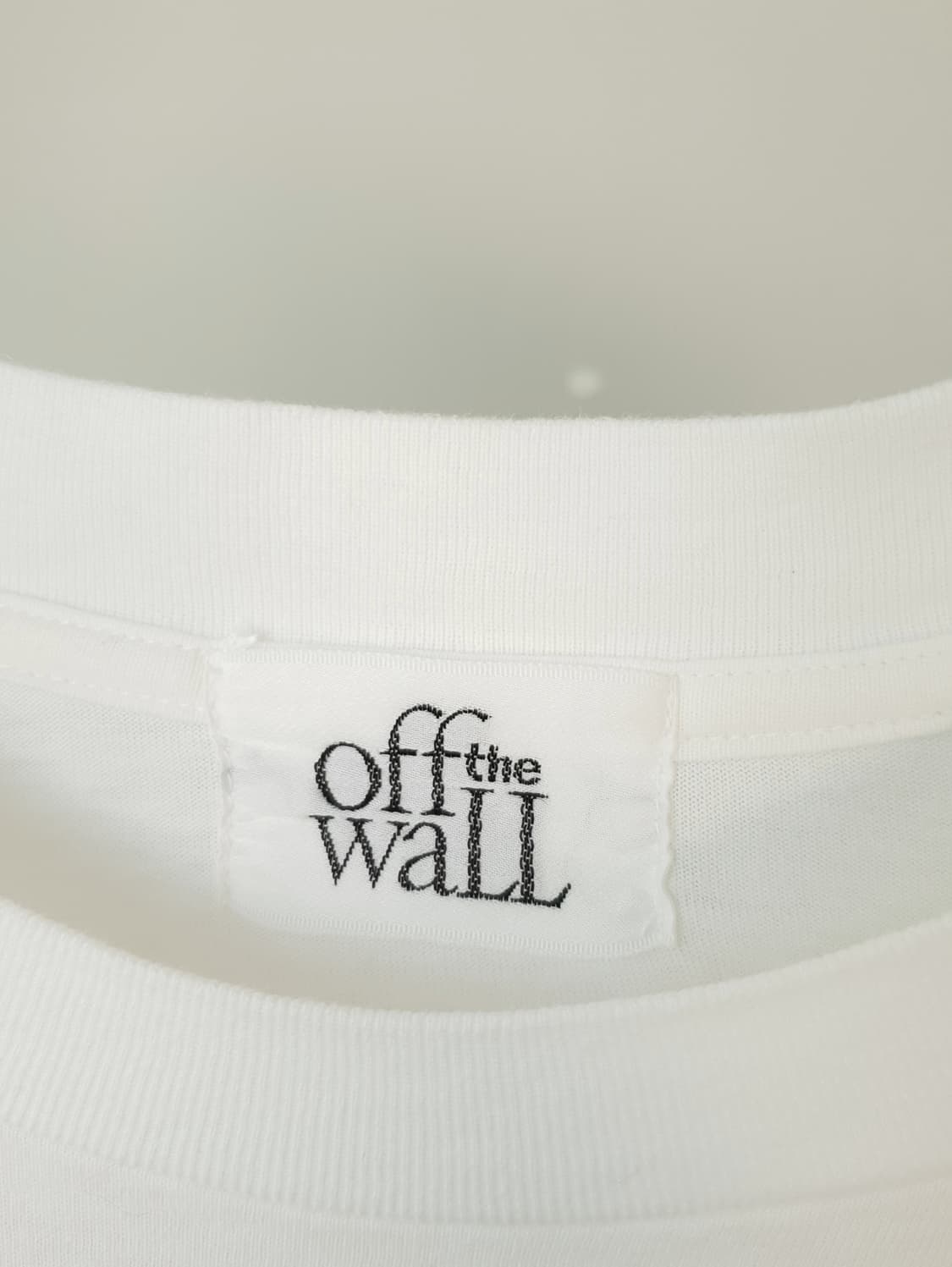 OFF THE WALL print t 상품이미지4