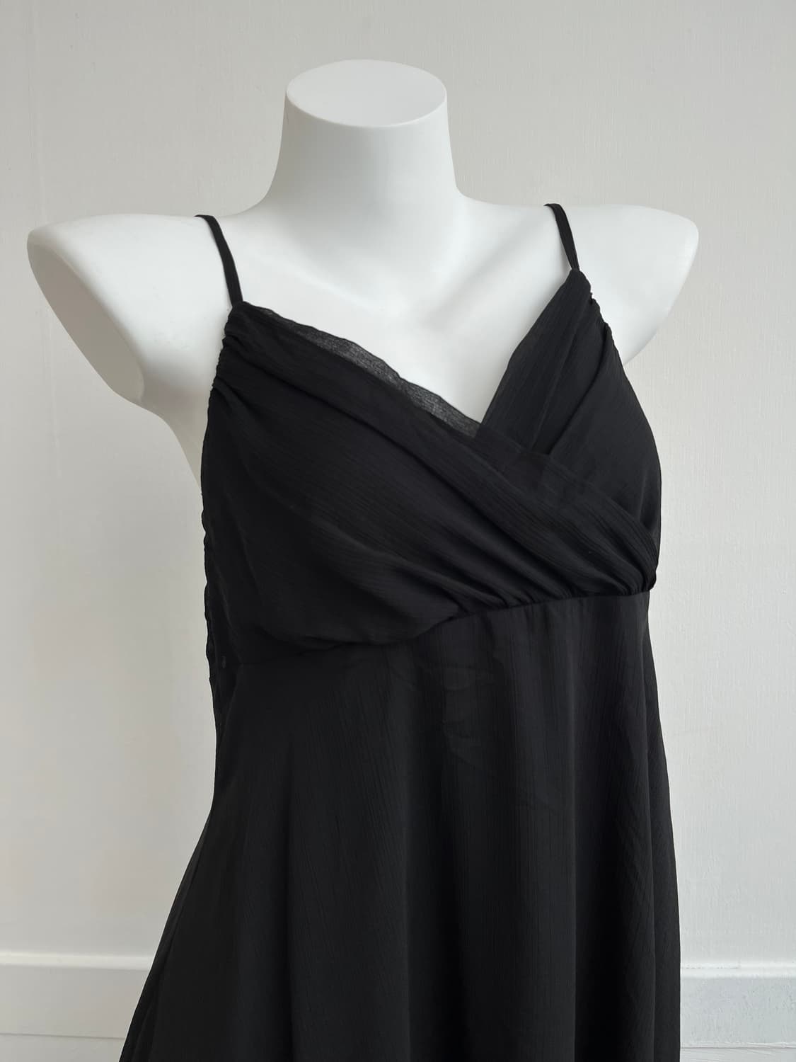 COCCOLUSSI 블랙 쉬폰 슬립 상품이미지2