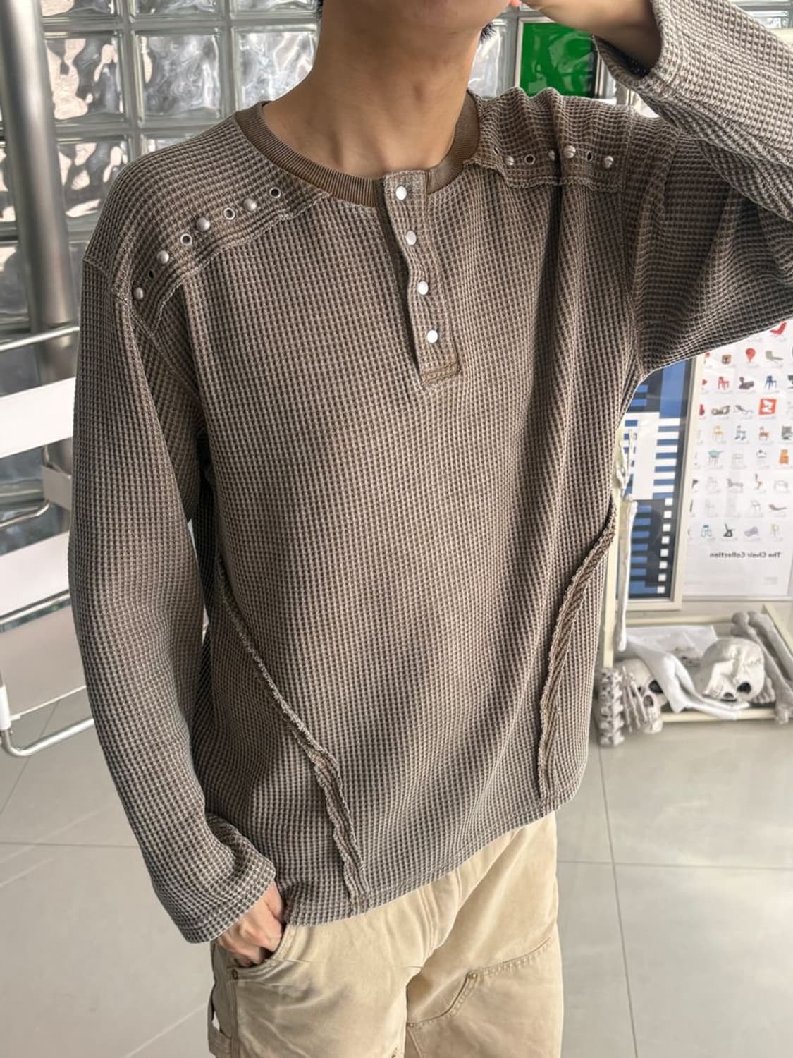 THERMAL MULTI-STUD HENRY NECK 상품이미지1
