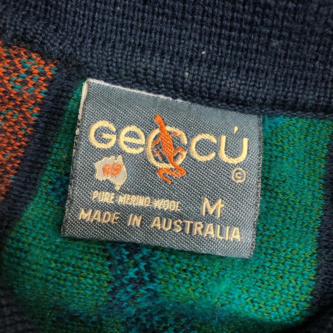 Geocu 게오쿠 멀티컬러 케이블 패턴 카라 니트 상품이미지5