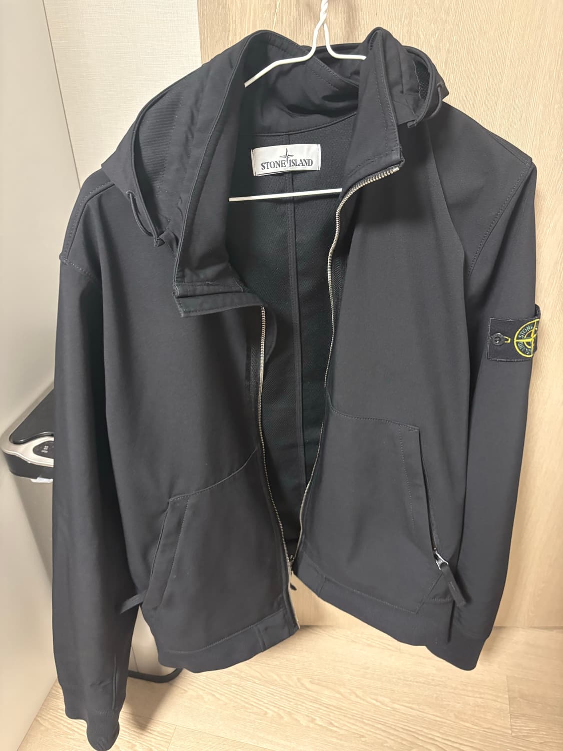 스톤 바람막이 m사이즈 상품이미지1