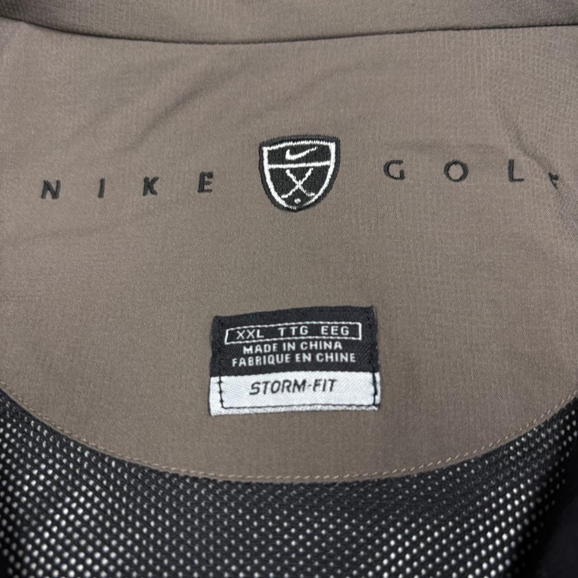 나이키00‘s 블랙컬러 투웨이 지퍼 바람막이 상품이미지3