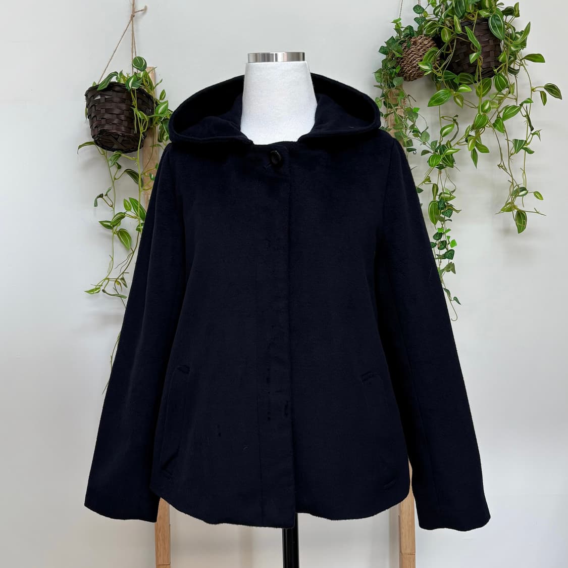 earth music 얼스뮤직/ 후드숏코트 반코트 해린코트 모리걸숏코트 상품이미지4