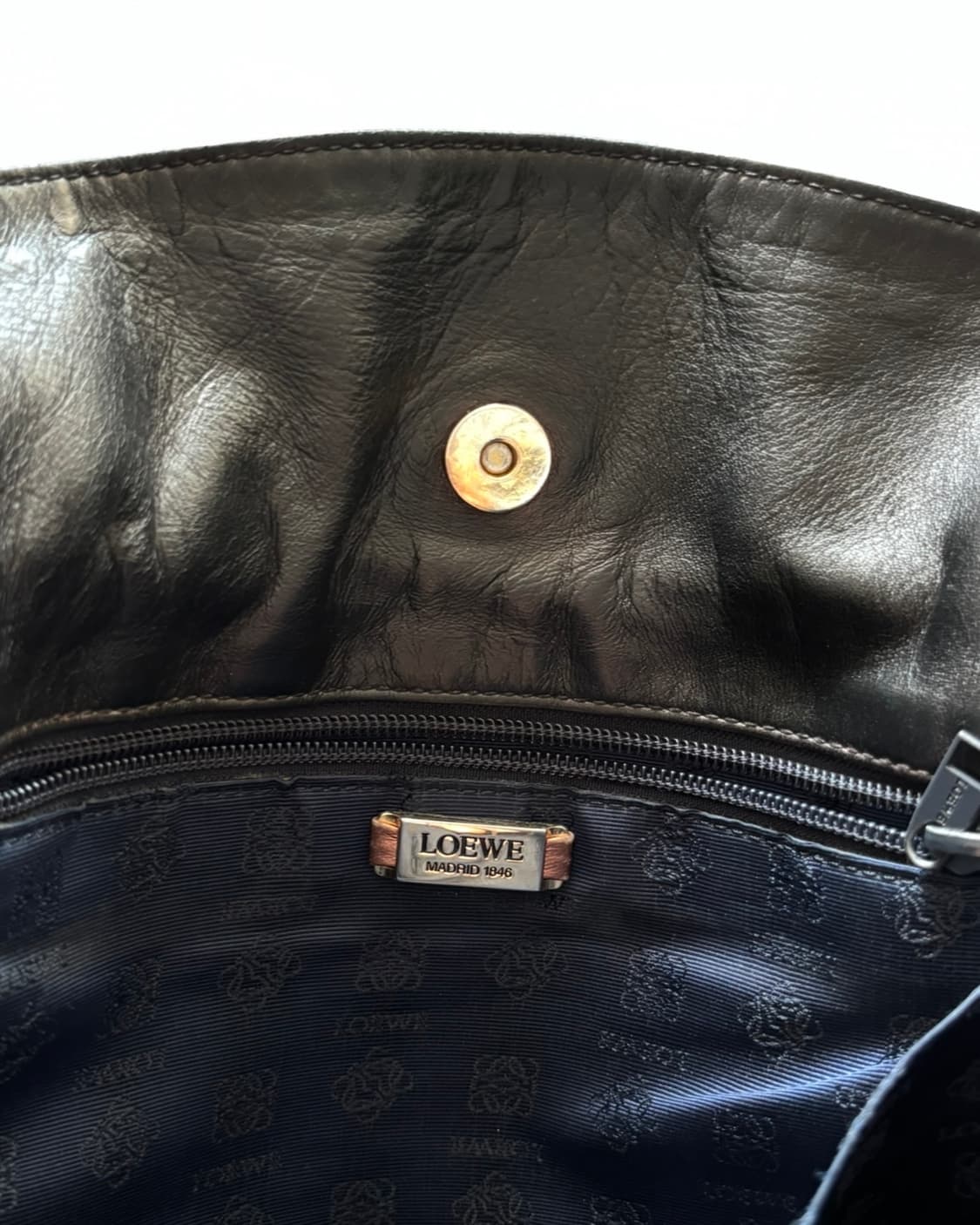 Loewe 로에베 블랙 플라멩코 아나그램 숄더백 상품이미지5