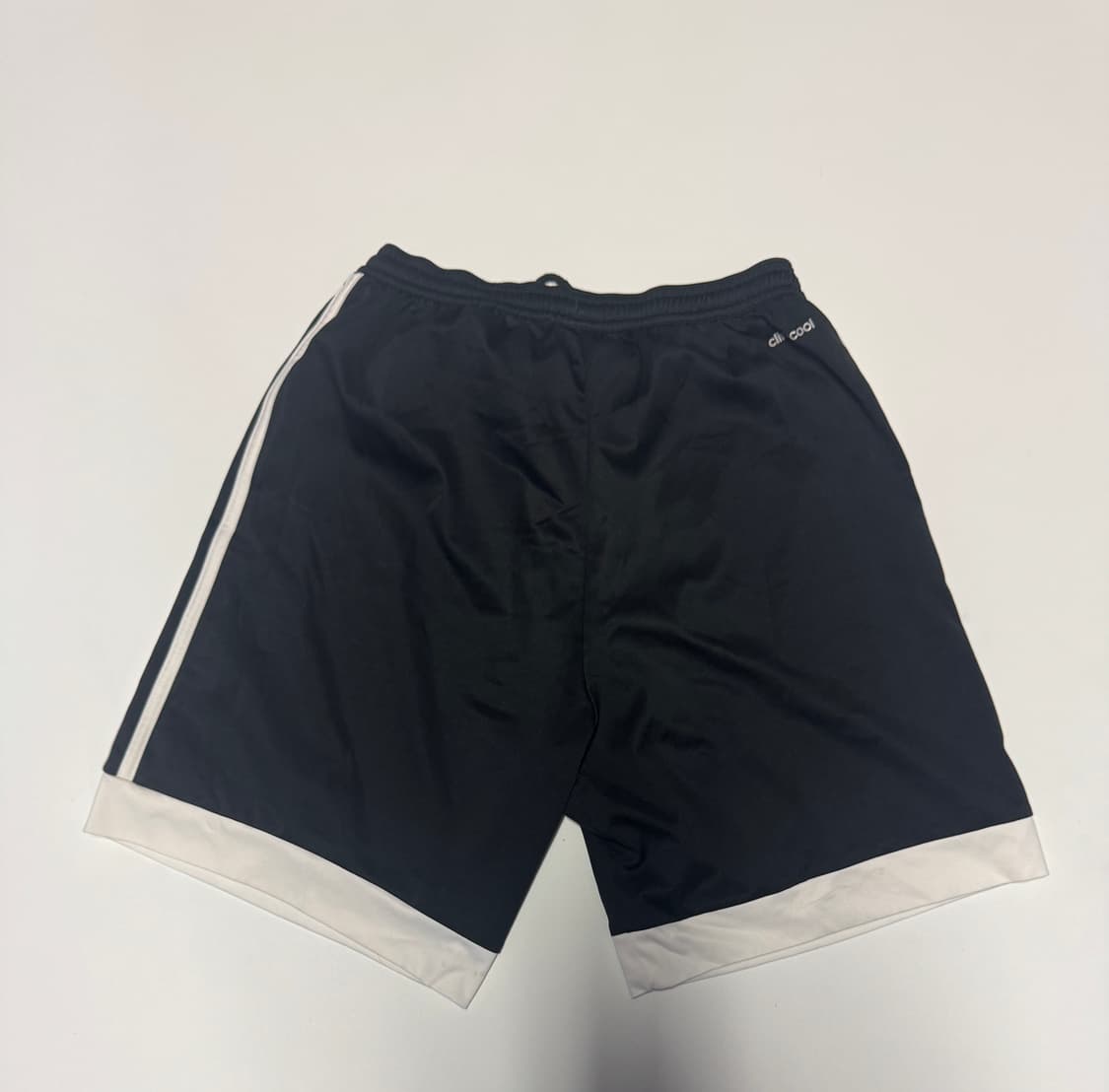 여성 아디다스 44 TAST 트레이닝 삼선 트랙 반바지 M 상품이미지2