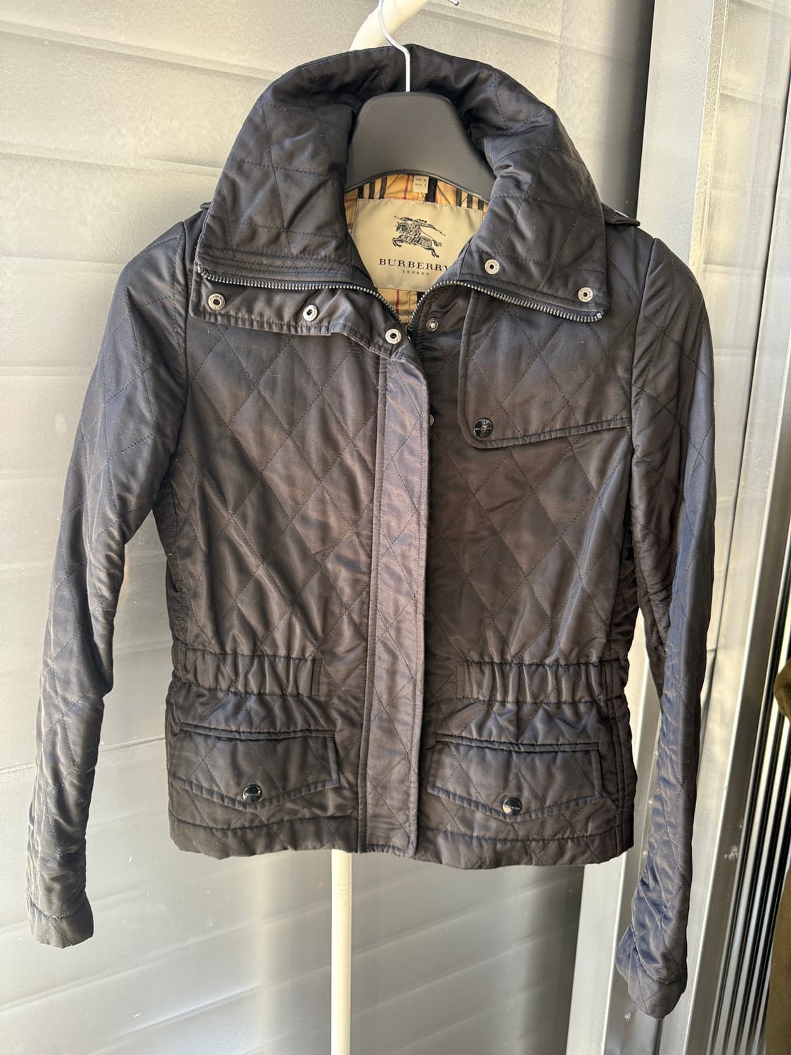버버리 런던 정품 퀼팅 자켓 블랙 UK6 상품이미지3