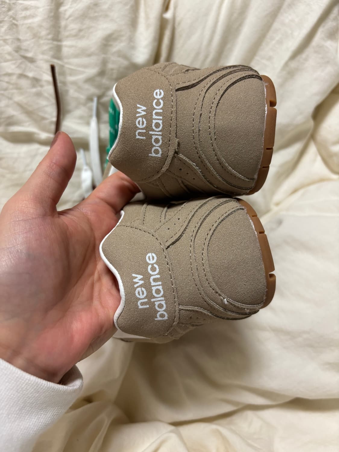 새제품 미우미우 뉴발란스 530, 235사이즈 상품이미지5