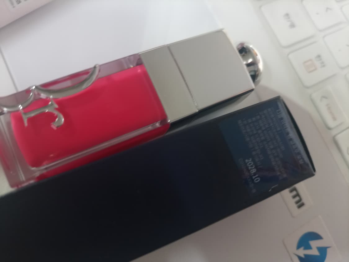 정품 디올 어딕트글로우향수30ml+립오일+미니샘플2종+미니향수샘플+파우치 상품이미지5