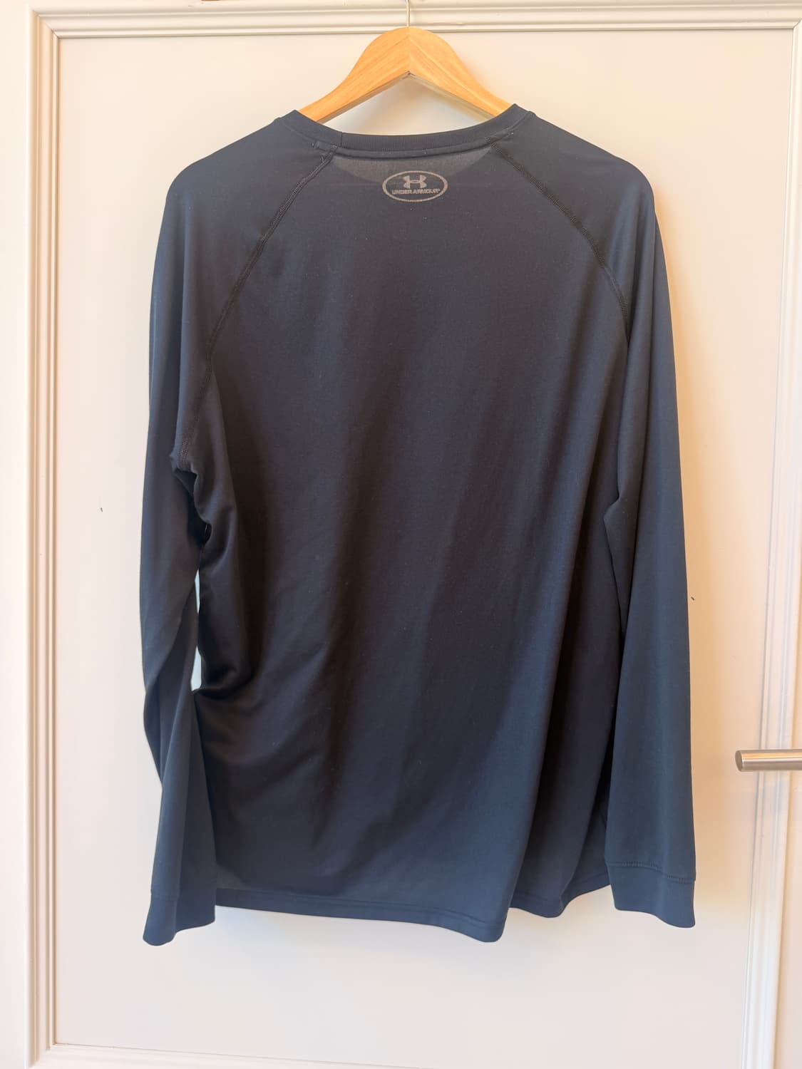 언더아머(UNDER ARMOUR) 기능성 긴팔 블랙 상품이미지2