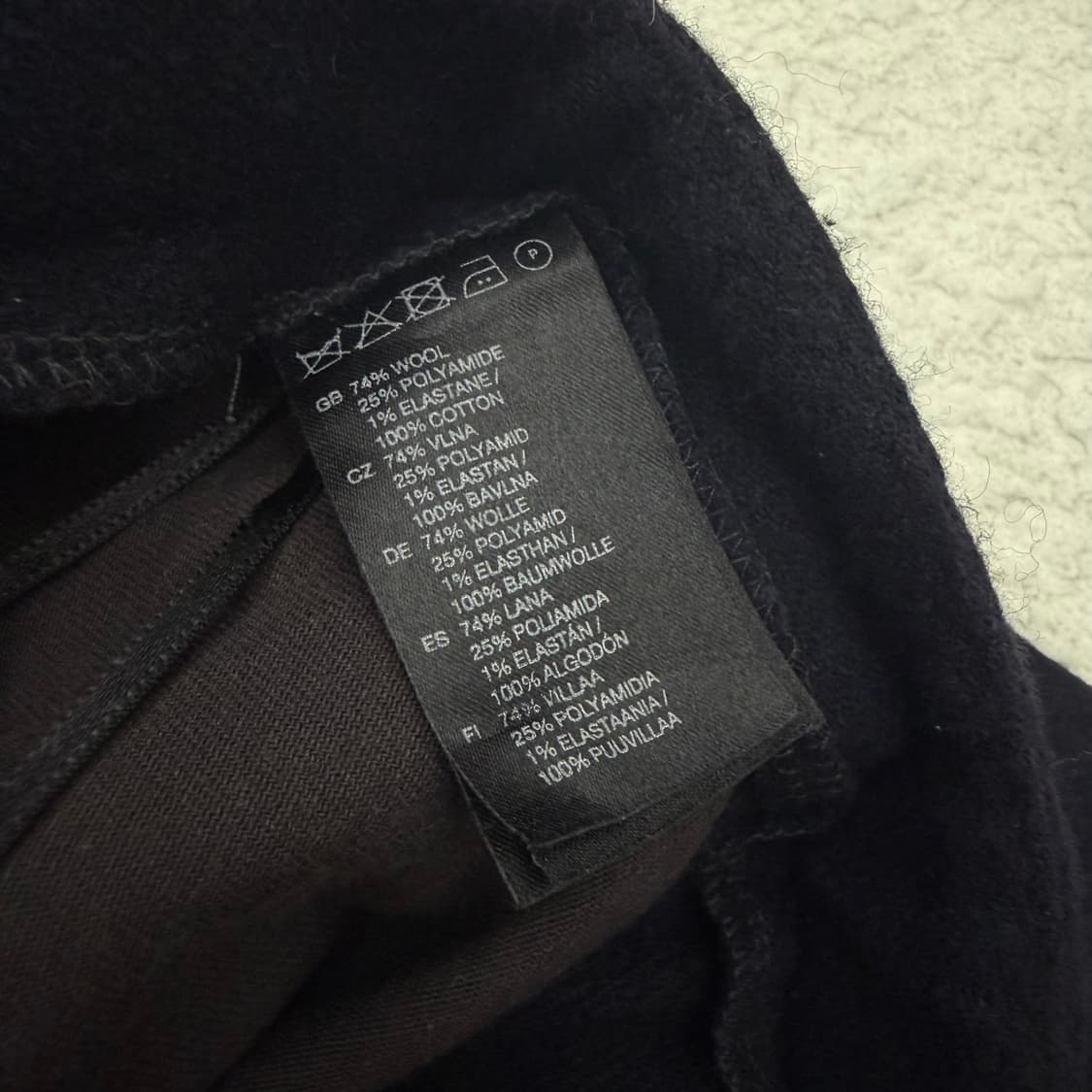 Comme des Garcons H&M 울 플리츠 미디스커트 상품이미지7