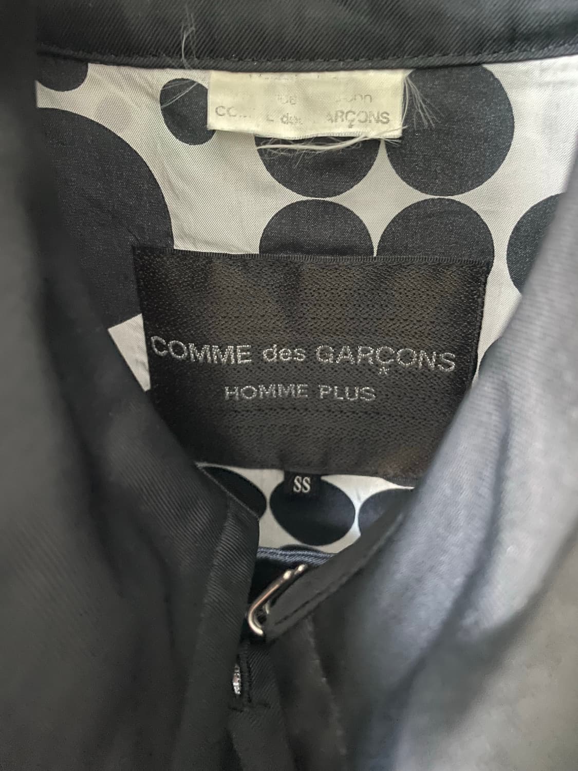 꼼데가르송 옴므플러스 숏 트렌치 자켓 상품이미지9