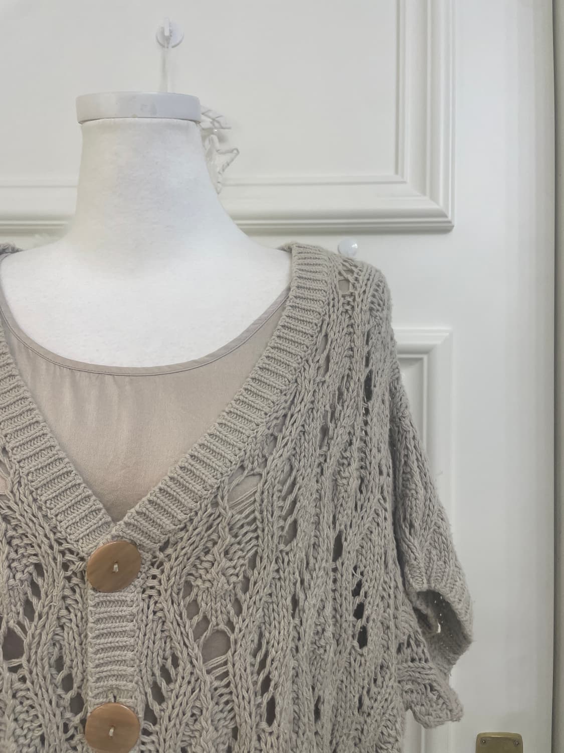 beige crochet half cardigan&basic sleeve 상품이미지6