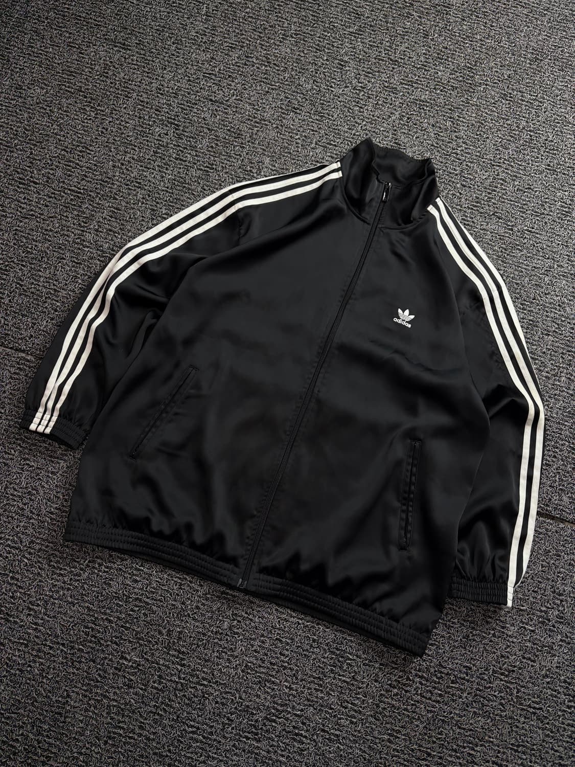 아디다스 파이어버드 오버사이즈 트레포일 트랙탑 져지 1687 상품이미지1