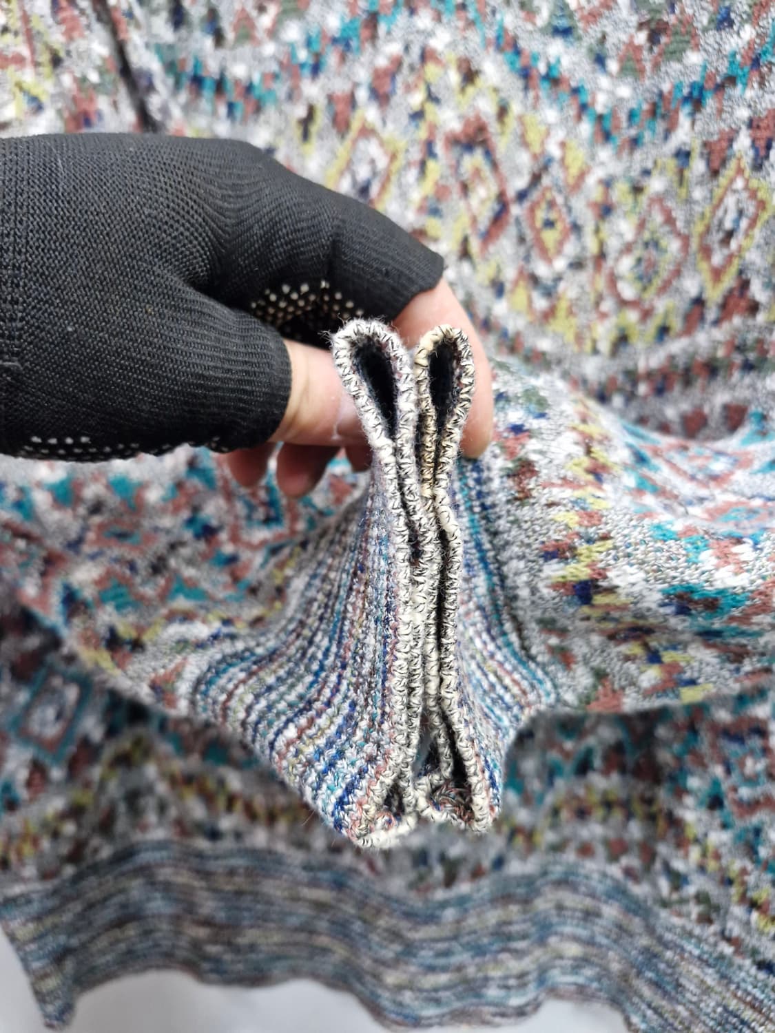 110XXL 미쏘니 패턴 니트 스웨터. 상품이미지4